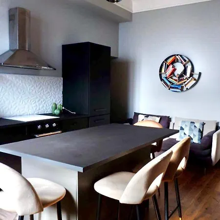 Cozy Renovated Comfort In Isola Appartamento *